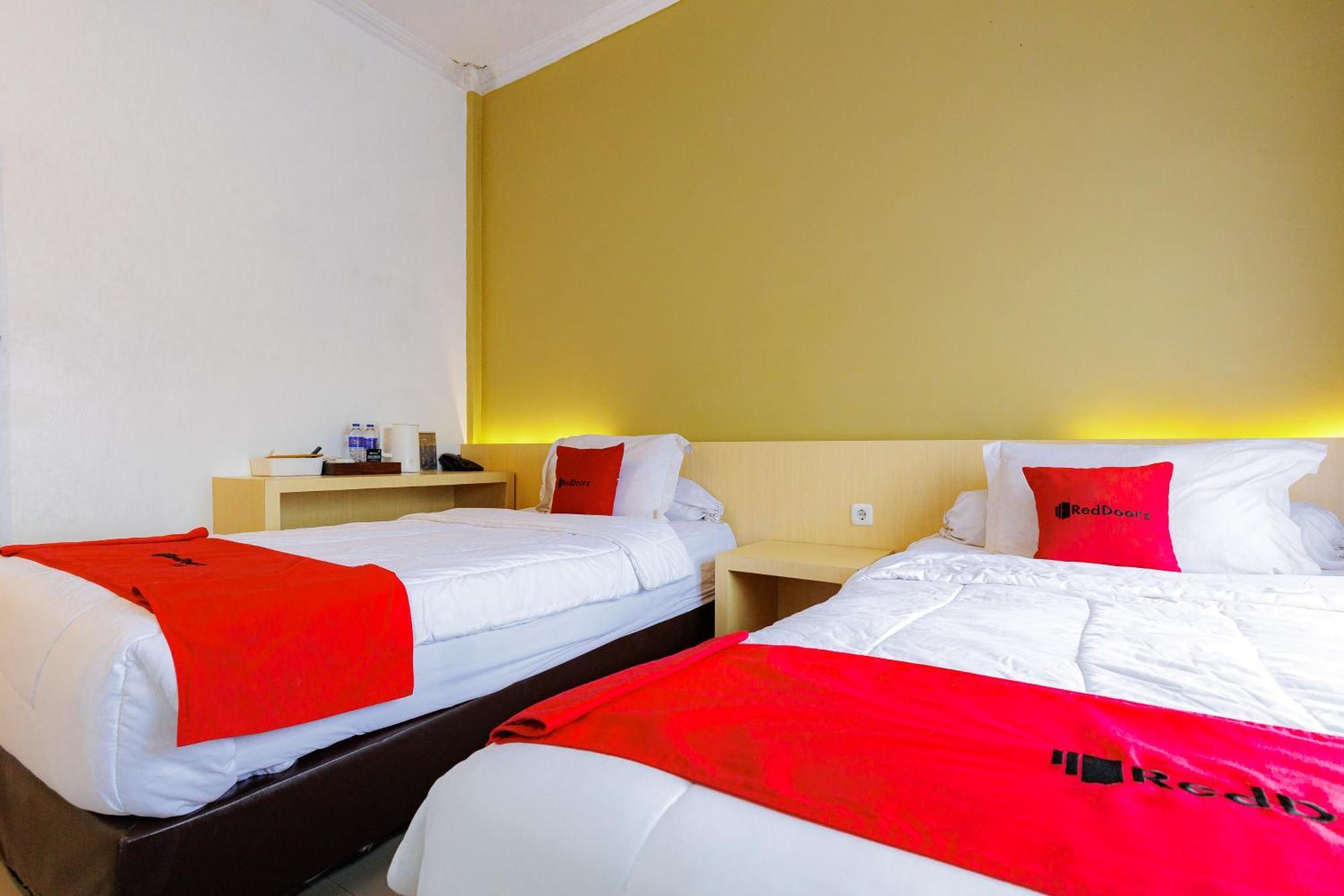 Reddoorz Plus Syariah Near Museum Lampung Bandar Lampung Exterior foto