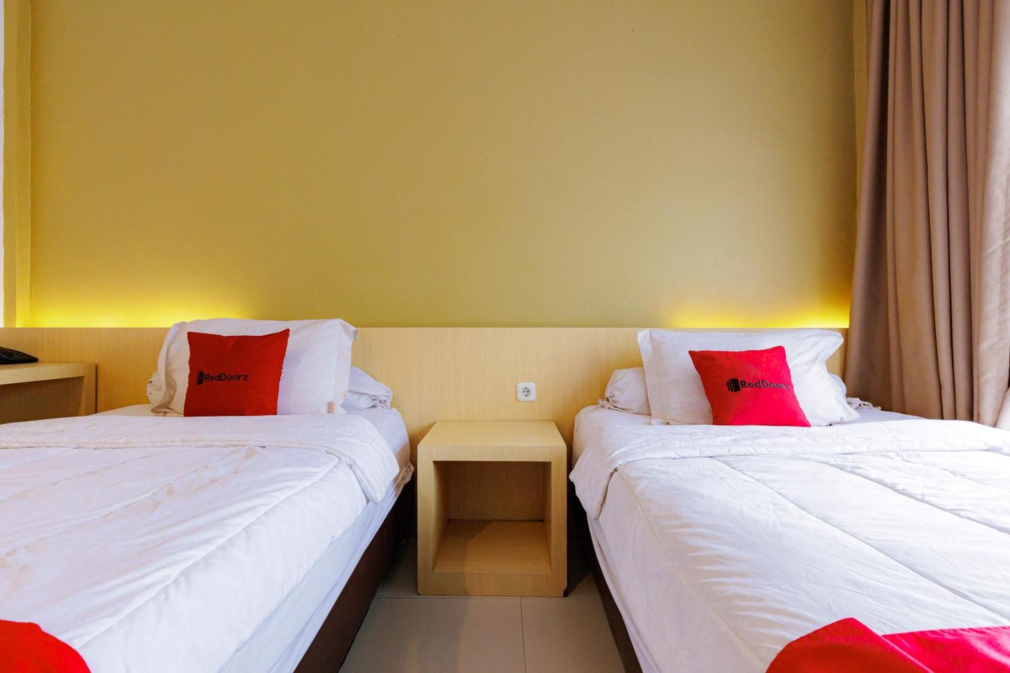 Reddoorz Plus Syariah Near Museum Lampung Bandar Lampung Exterior foto